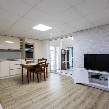 Lumina Apartment *
