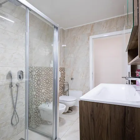 Lumina Apartment *