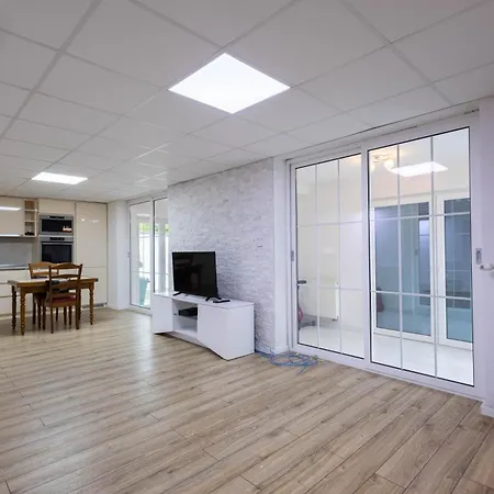 Lumina Apartment