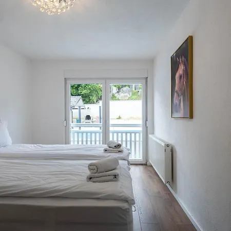 Lumina Apartment *